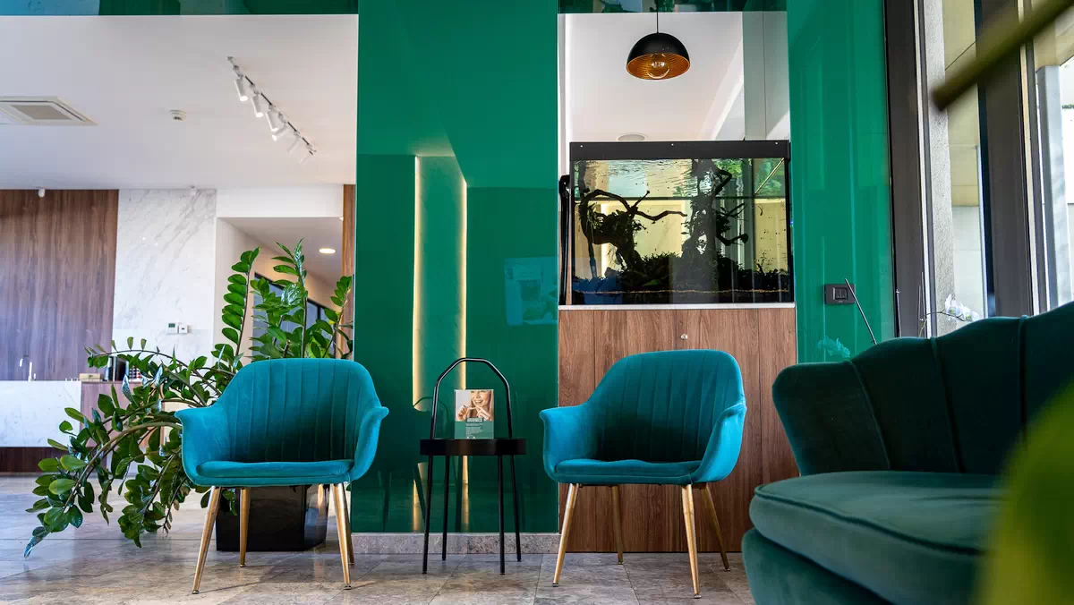 Acvariul din zona de asteptare din clinica Dental CATTED