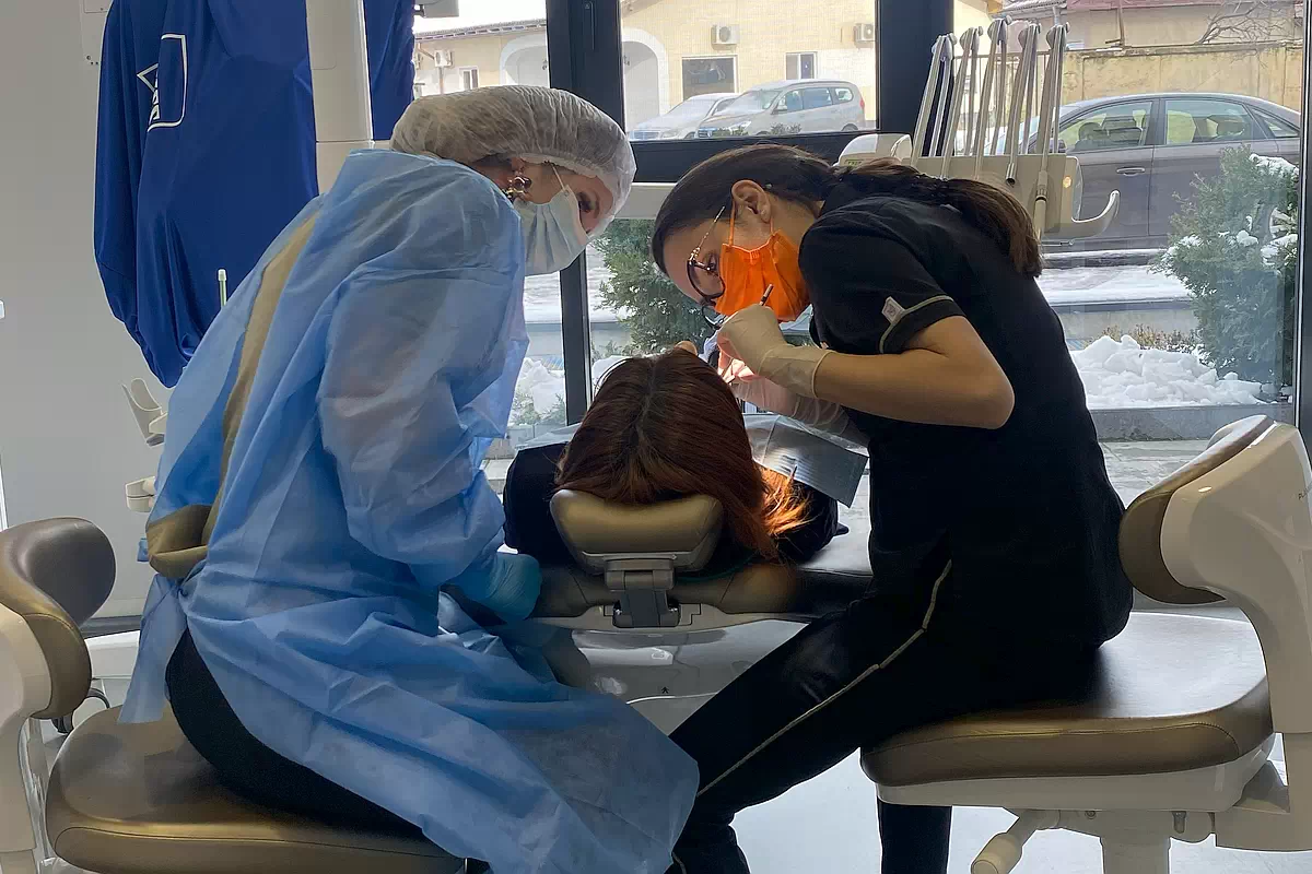 Mentenanta Parodontala la Dental CATTED