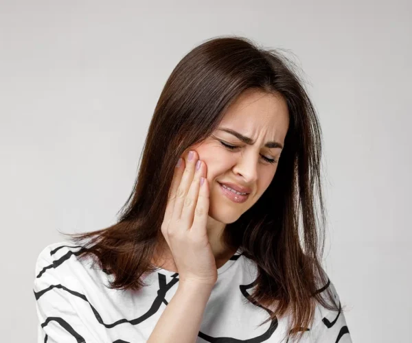 Durere de Masea - Contacteaza Dental CATTED